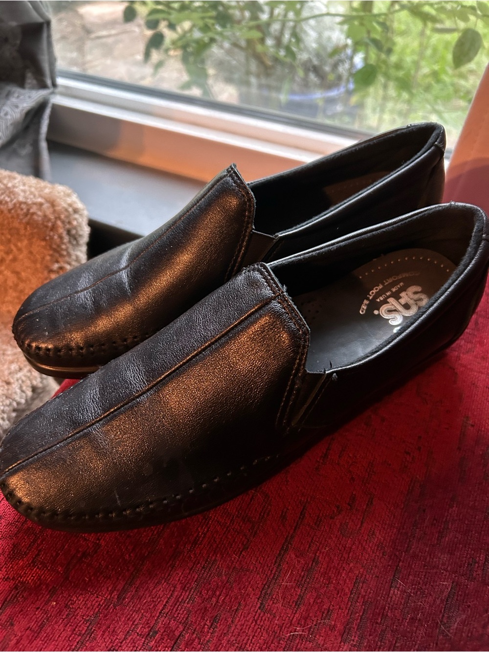 SAS Men’s Black Slip-On Leather Loafers